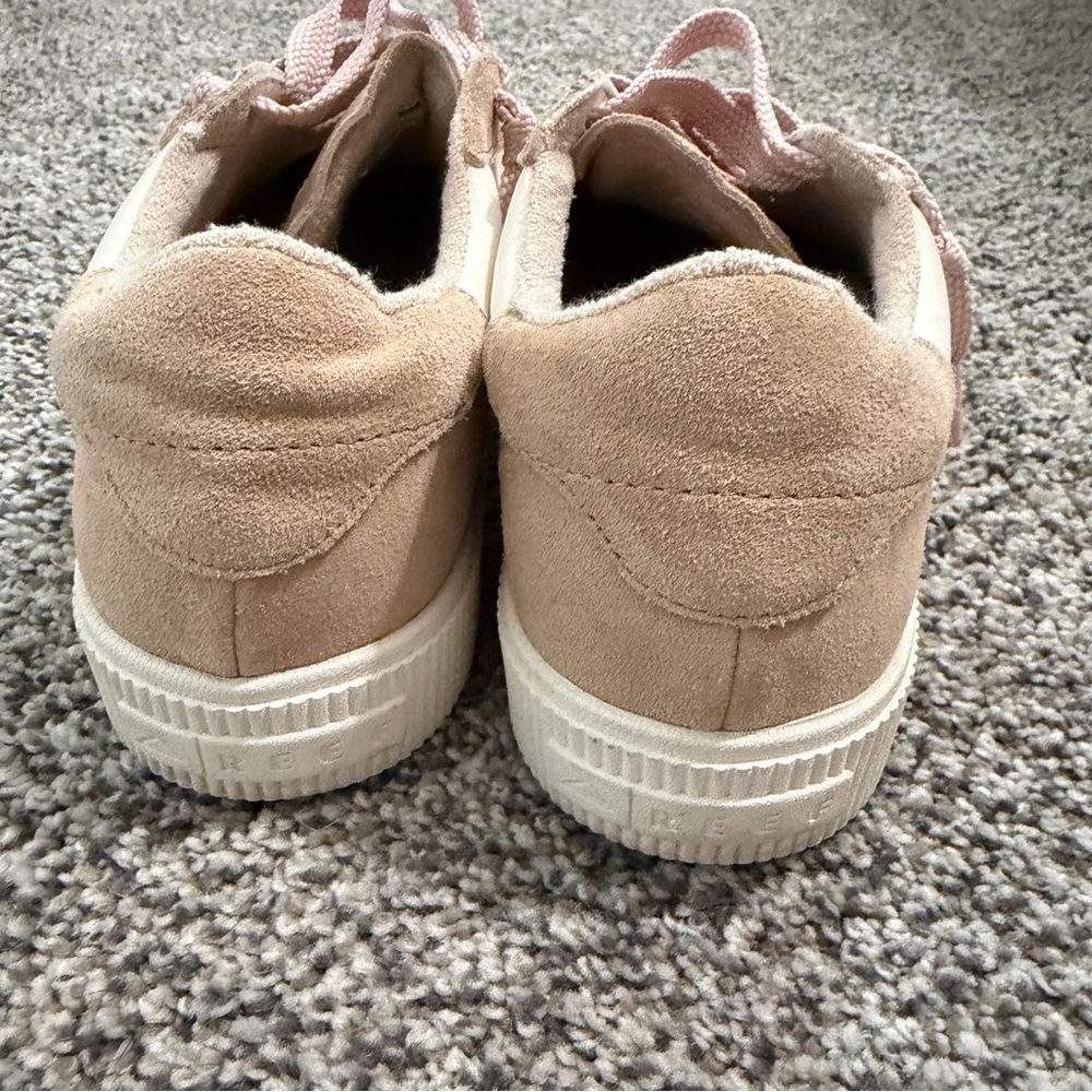 Reef Women's Lay Day Seas sneakers size 9.5 — blush pink and cream - Picture 6 of 6